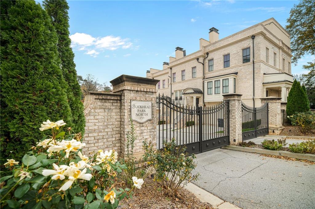 a view of a large white building