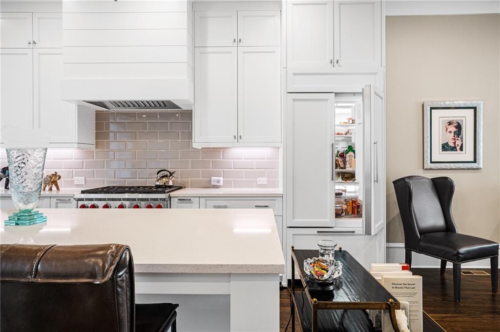 3715 Peachtree Road, Unit 2 Atlanta, GA 30319 - Photo 16 of 51 a kitchen with a appliances and cabinets