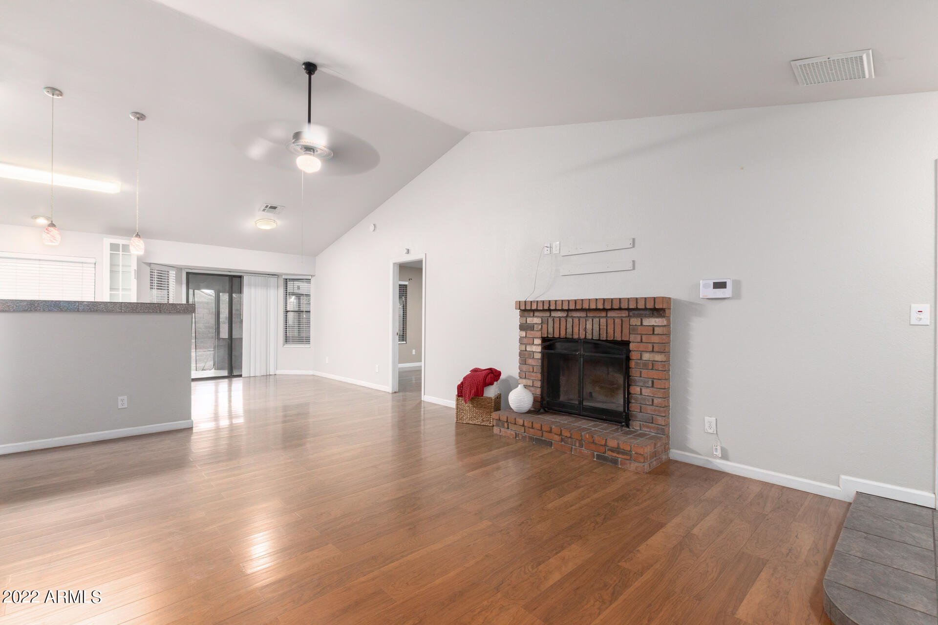 3041 East John Cabot Road Phoenix, AZ 85032 - Photo 4 of 24 05 - John Cabot
