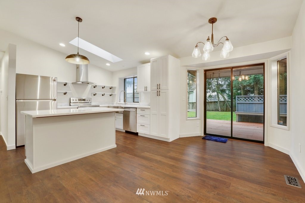 20124 Filbert Road Bothell, WA 98012 - Photo 13 of 39