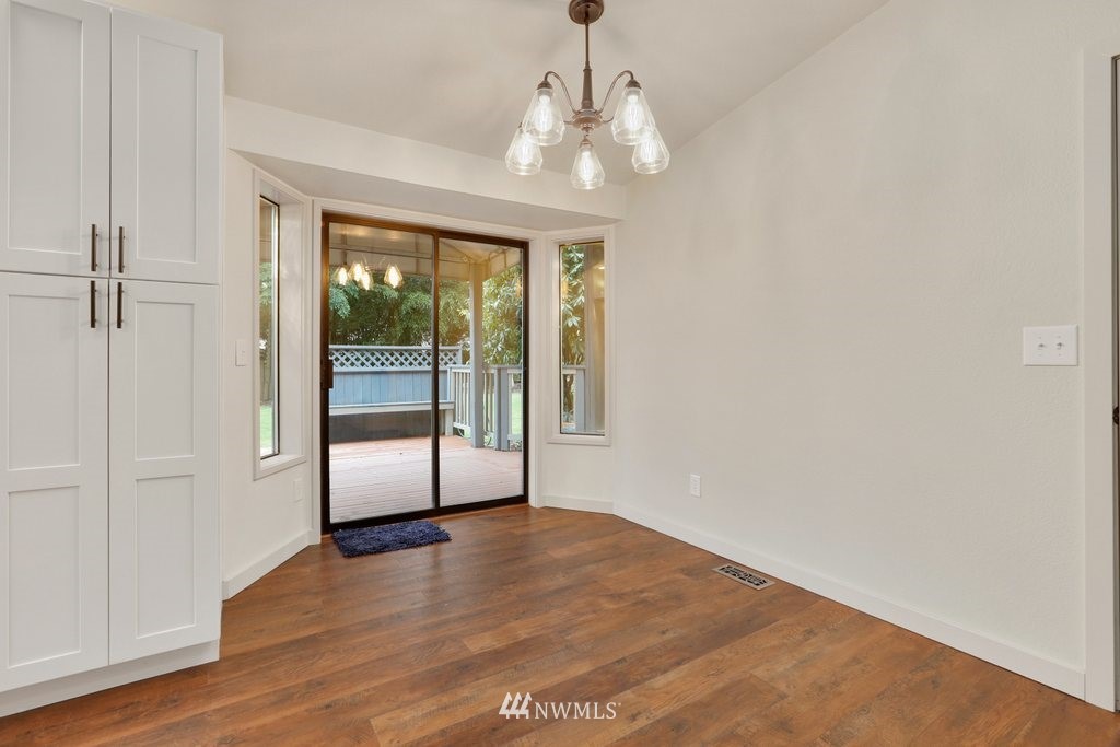 20124 Filbert Road Bothell, WA 98012 - Photo 16 of 39