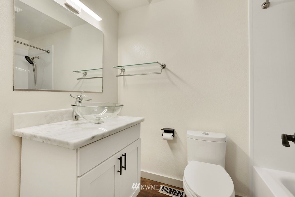 20124 Filbert Road Bothell, WA 98012 - Photo 27 of 39