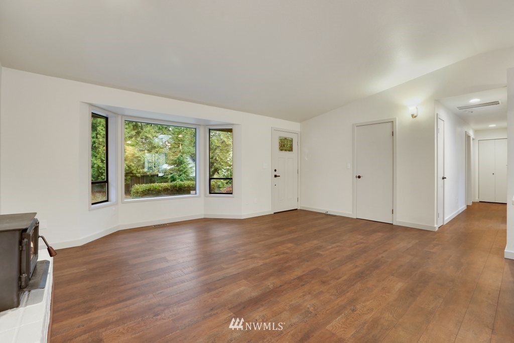 20124 Filbert Road Bothell, WA 98012 - Photo 7 of 39