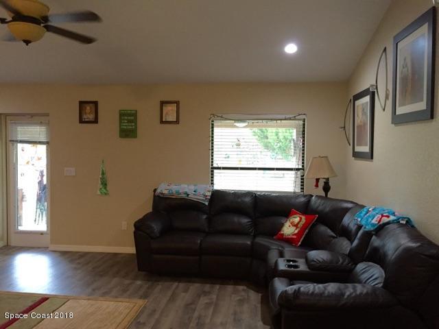3725 Carter Road Mims, FL 32754 - Photo 14 of 24 carter family room