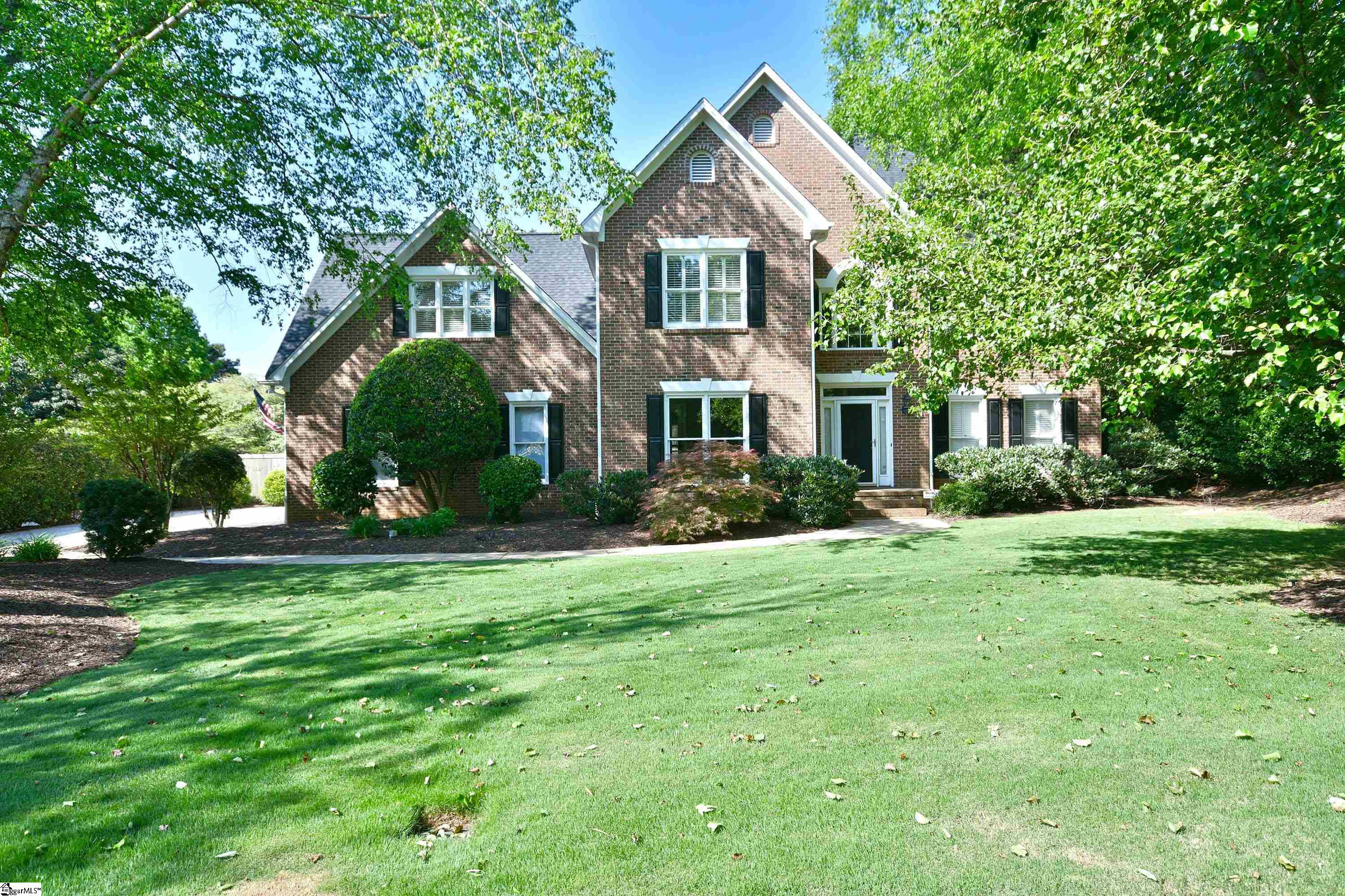 320 English Oak Road Simpsonville, SC 29681 - Photo 1 of 36 Gallery Image 1