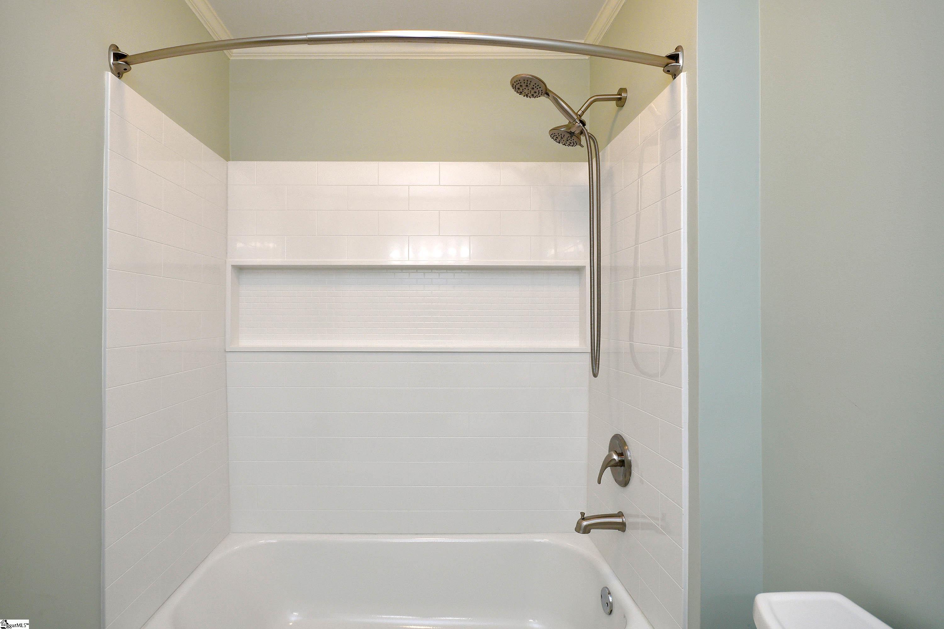 320 English Oak Road Simpsonville, SC 29681 - Photo 19 of 36 Gallery Image 19