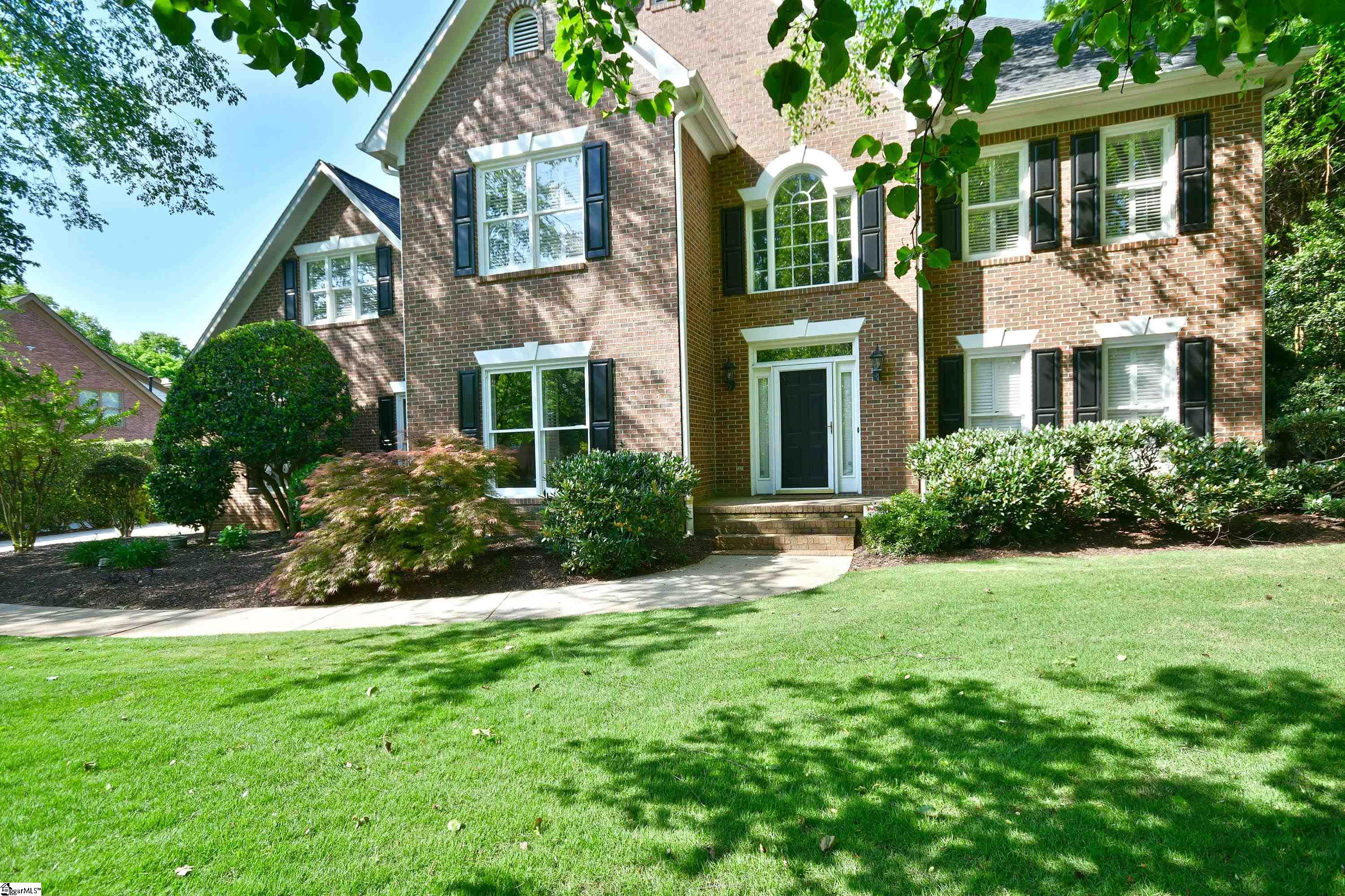 320 English Oak Road Simpsonville, SC 29681 - Photo 3 of 36 Gallery Image 3