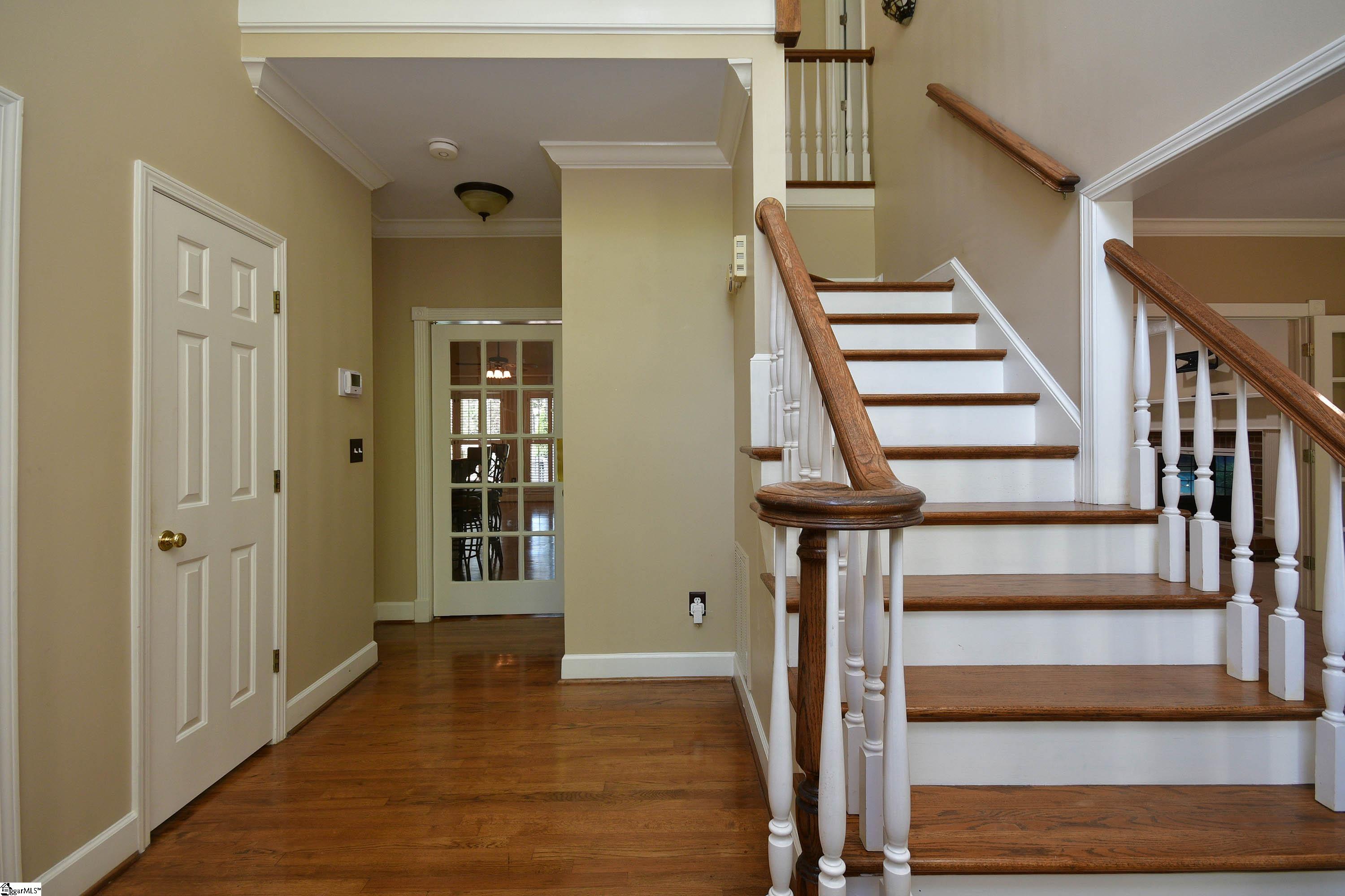 320 English Oak Road Simpsonville, SC 29681 - Photo 5 of 36 Gallery Image 5
