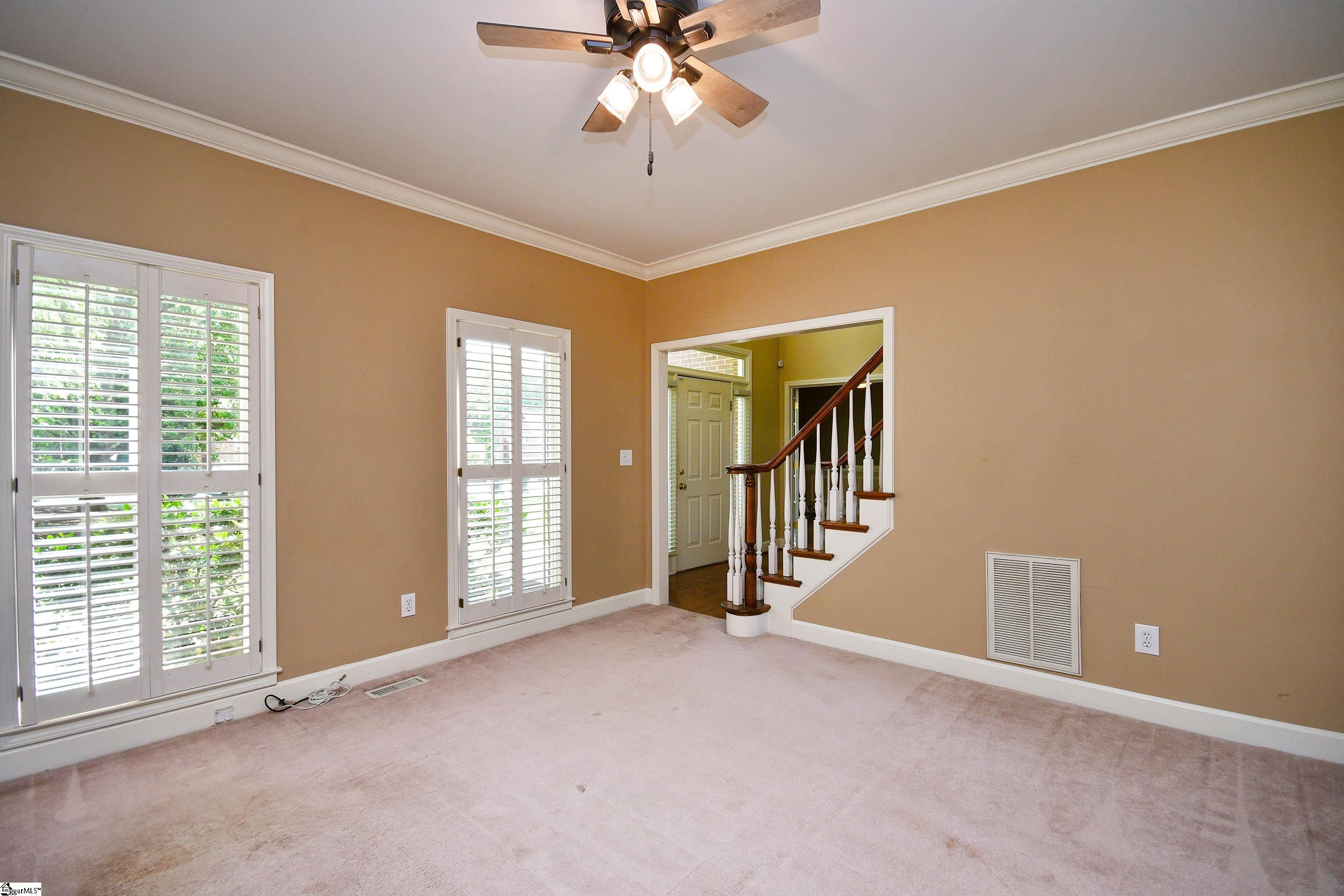 320 English Oak Road Simpsonville, SC 29681 - Photo 6 of 36 Gallery Image 6