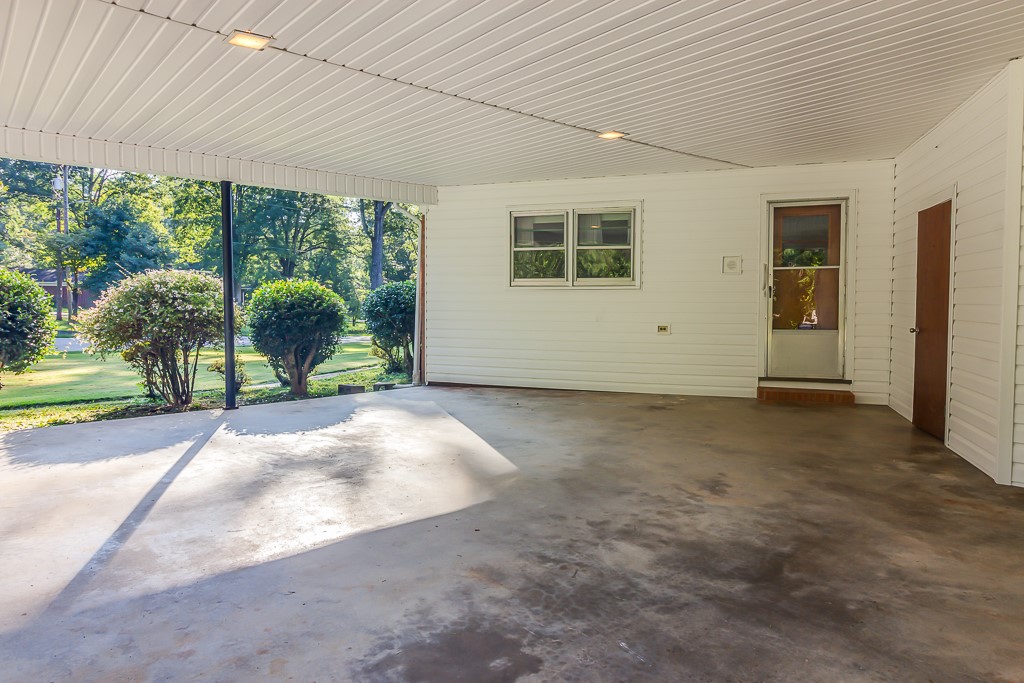 405 Playground Road Walhalla, SC 29691 - Photo 33 of 39
