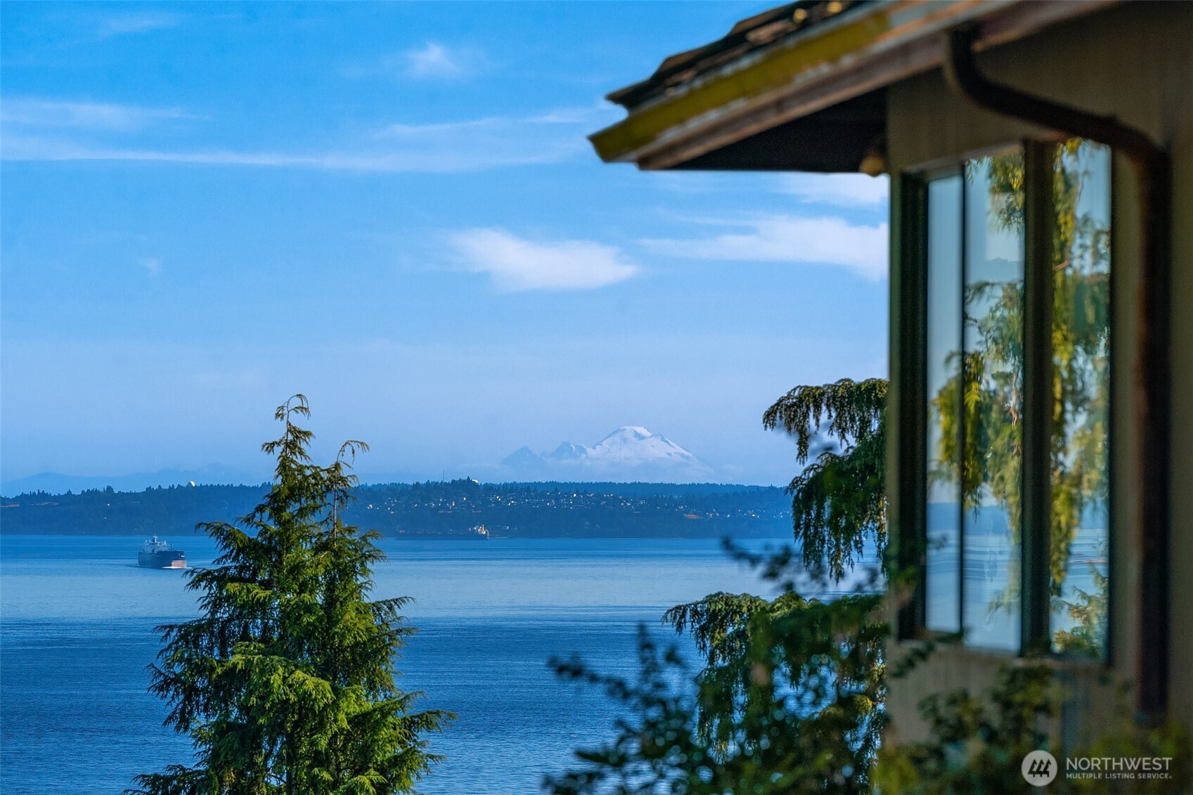 10634 Southwest Cowan Road Vashon, WA 98070 - Photo 1 of 40 Gallery Image 1