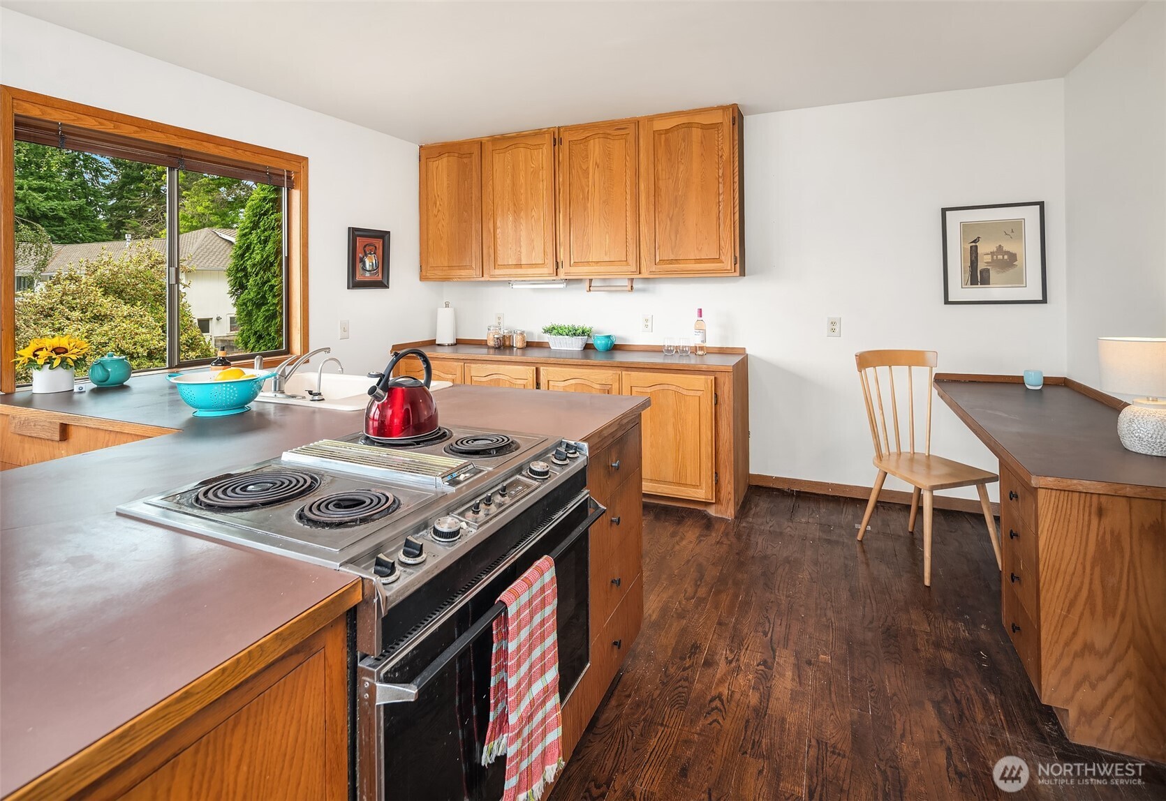 10634 Southwest Cowan Road Vashon, WA 98070 - Photo 20 of 40 Gallery Image 20