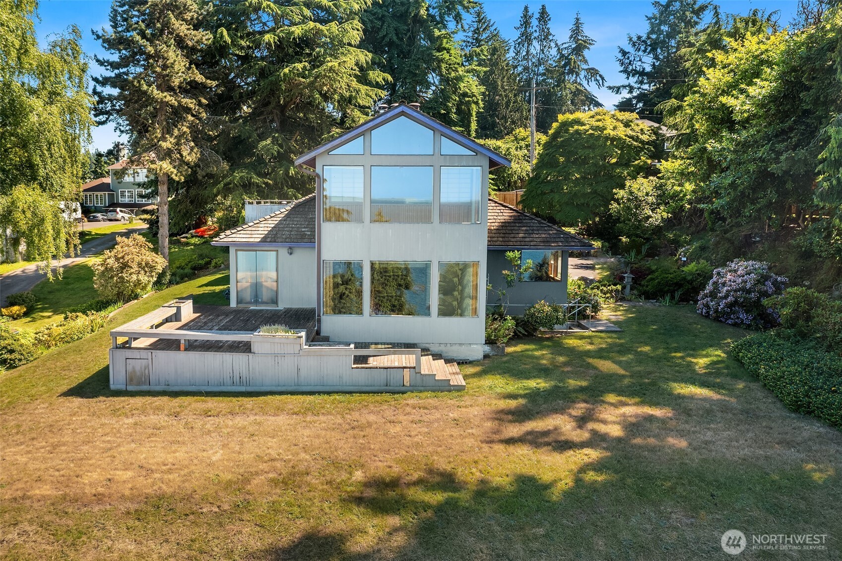 10634 Southwest Cowan Road Vashon, WA 98070 - Photo 5 of 40 Gallery Image 5