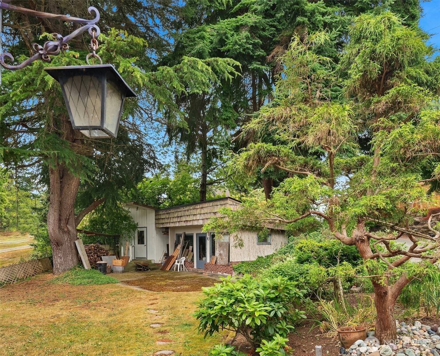 10634 Southwest Cowan Road Vashon, WA 98070 - Photo 10 of 40 Gallery Image 10