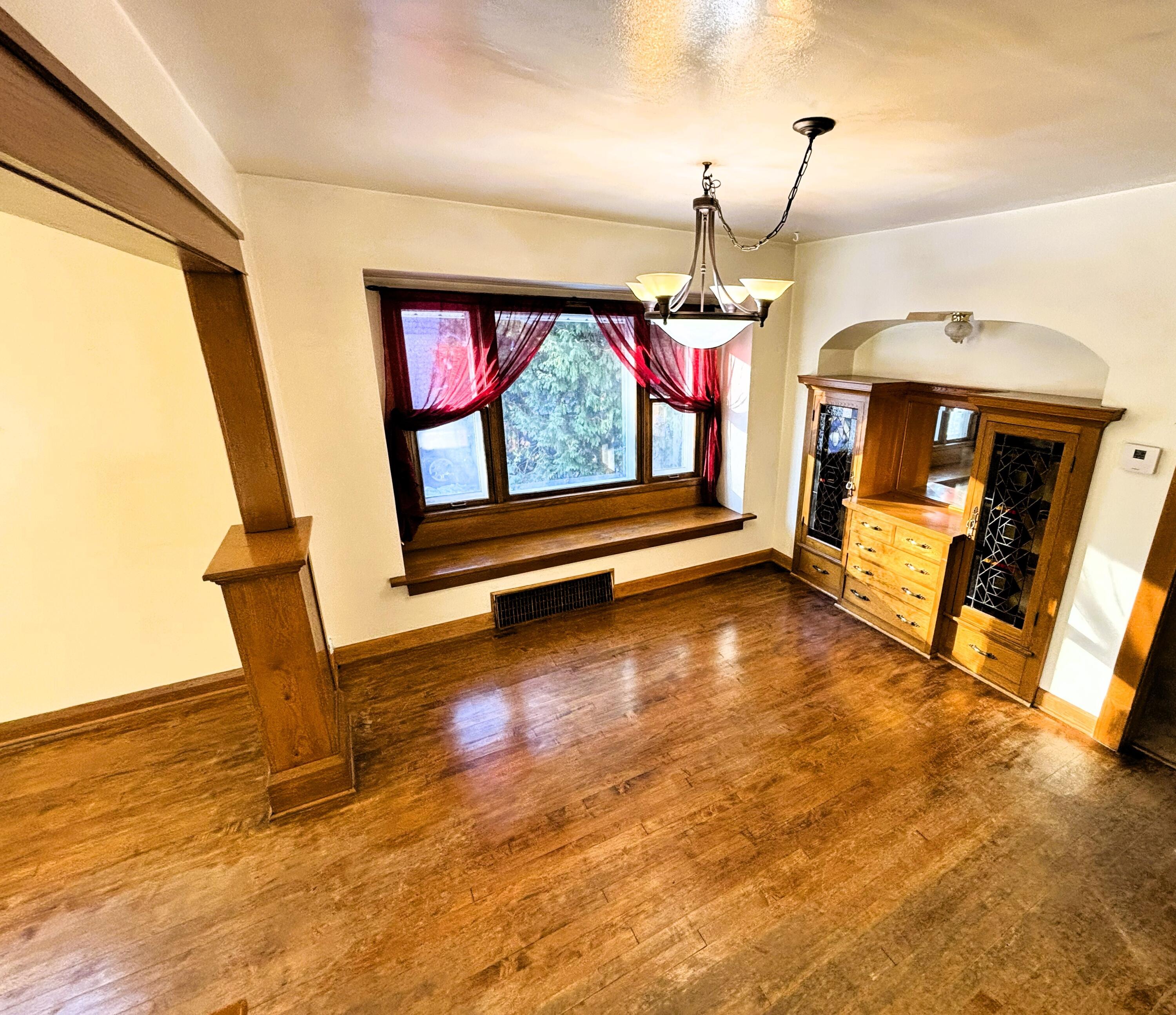 2043 South 81st Street, Unit 2045 West Allis, WI 53219 - Photo 11 of 53 Lower - Dining Room (3)