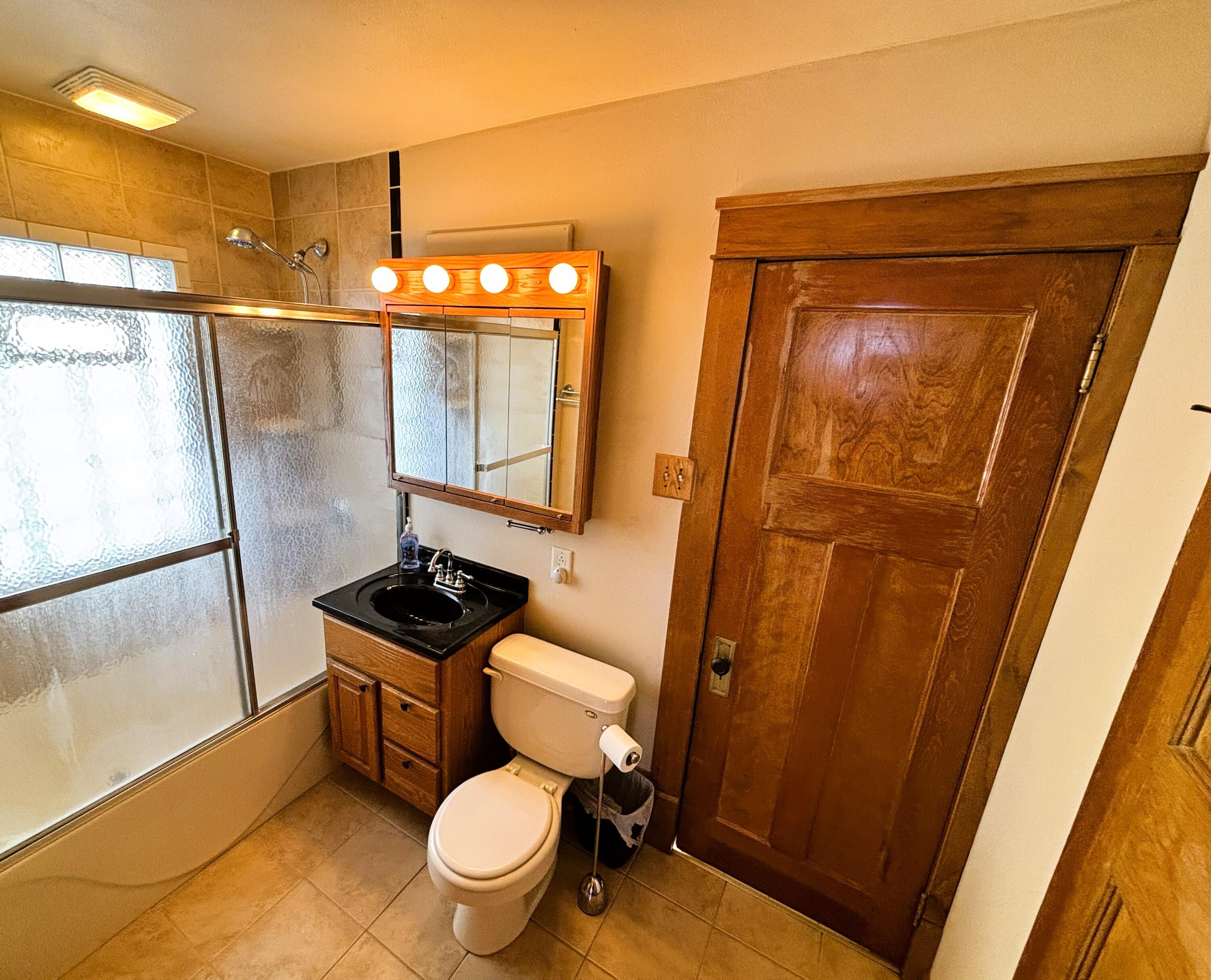 2043 South 81st Street, Unit 2045 West Allis, WI 53219 - Photo 14 of 53 Lower - Full Bathroom (1)