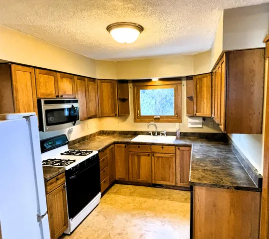 $358,000 | 2043 South 81st Street, Unit 2045, West Allis, WI 53219