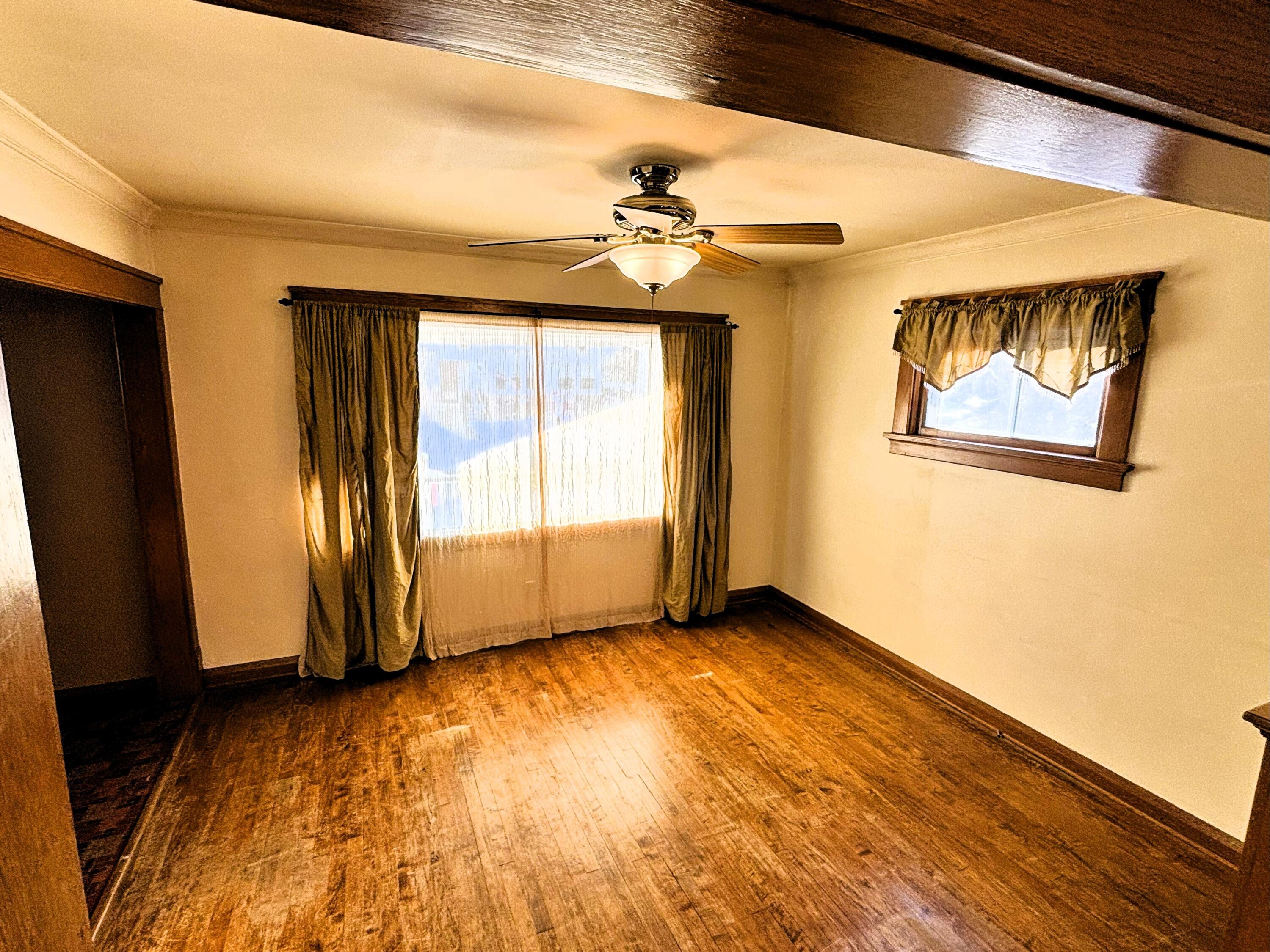 2043 South 81st Street, Unit 2045 West Allis, WI 53219 - Photo 27 of 53 Lower Unit - Living Room (2)