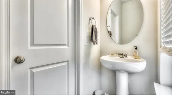 $3,300 | 4320 Roland Heights Avenue, Baltimore, MD 21211