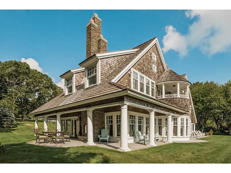 210 Willett Road Narragansett, RI 02874 - Photo 3 of 25 Exterior Front.