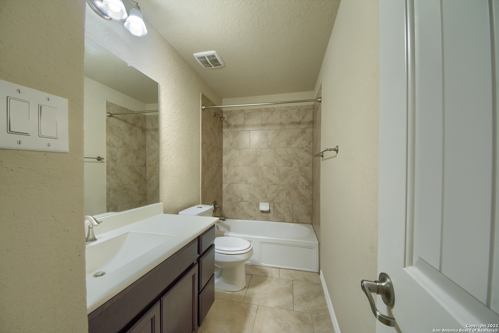 714 Raceland Road San Antonio, TX 78245 - Photo 28 of 36