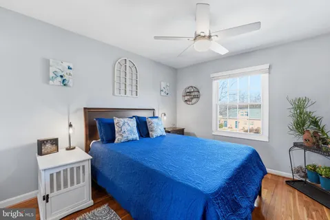 $440,000 | 8142 Carrleigh Parkway, Unit 126, Springfield, VA 22152