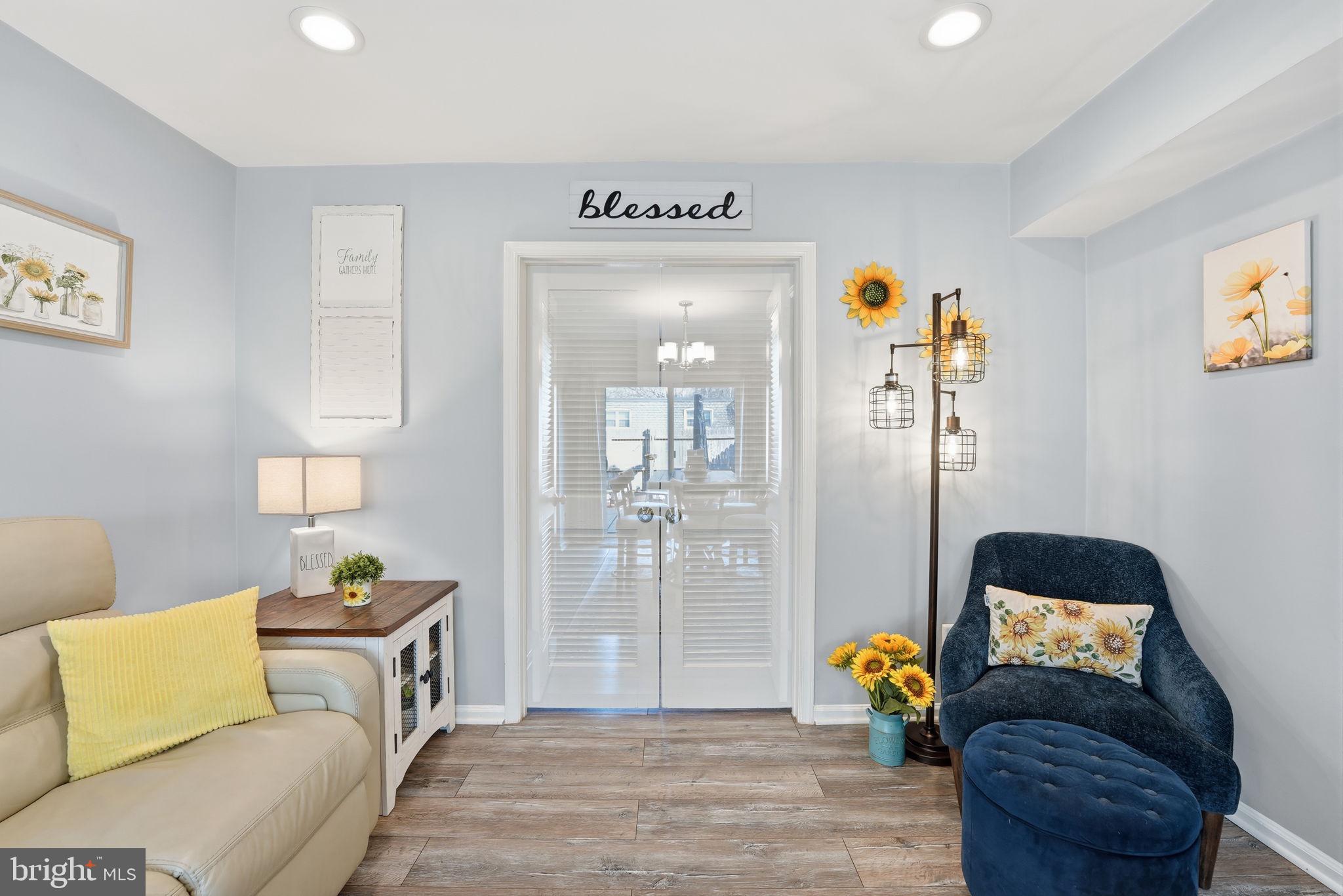 8142 Carrleigh Parkway, Unit 126 Springfield, VA 22152 - Photo 7 of 26