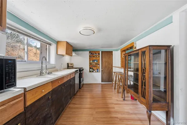$400,000 | 16774 Pine Valley Road, Pine, CO 80470