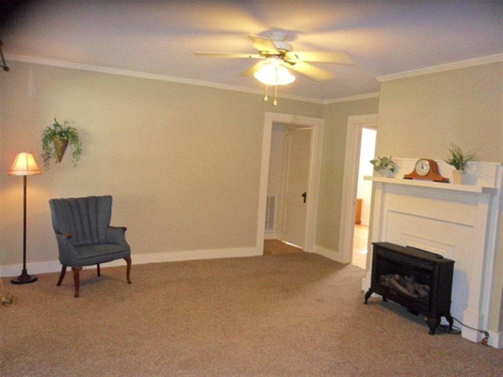 8 Brock Avenue Honea Path, SC 29654 - Photo 2 of 23 Gallery Image 2