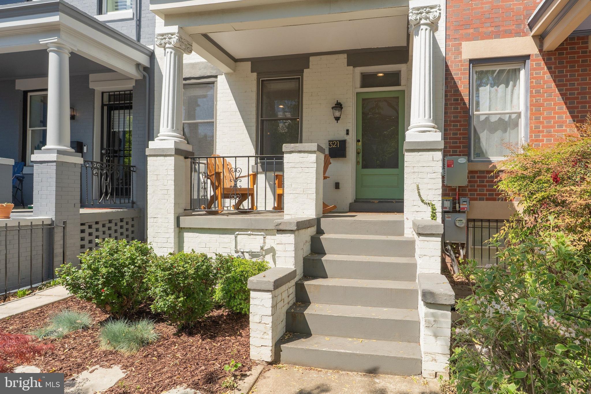321 T Street Northwest Washington, DC 20001 - Photo 4 of 42 Front Porch