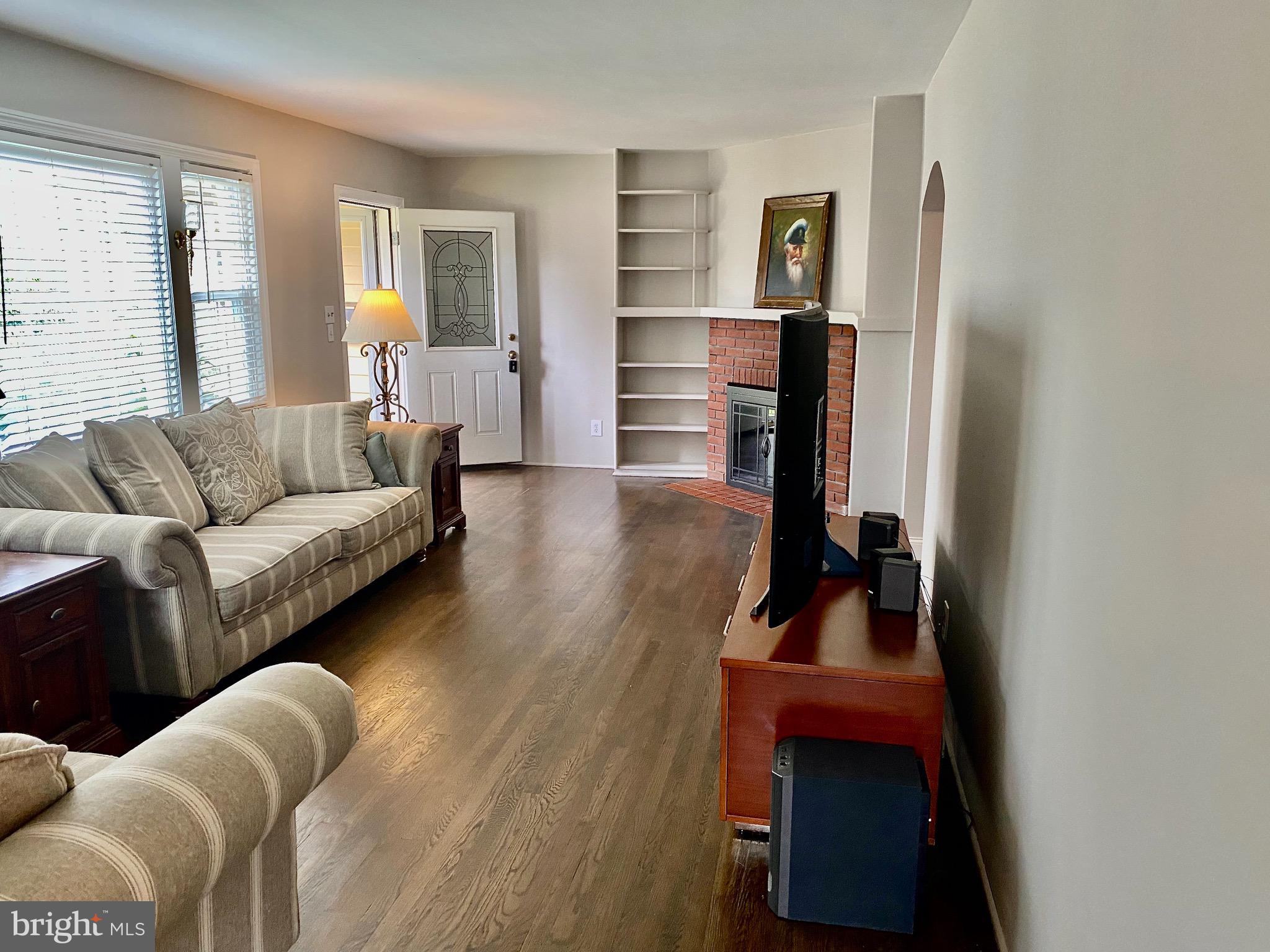 500 Dauphin Street Riverside, NJ 08075 - Photo 2 of 55