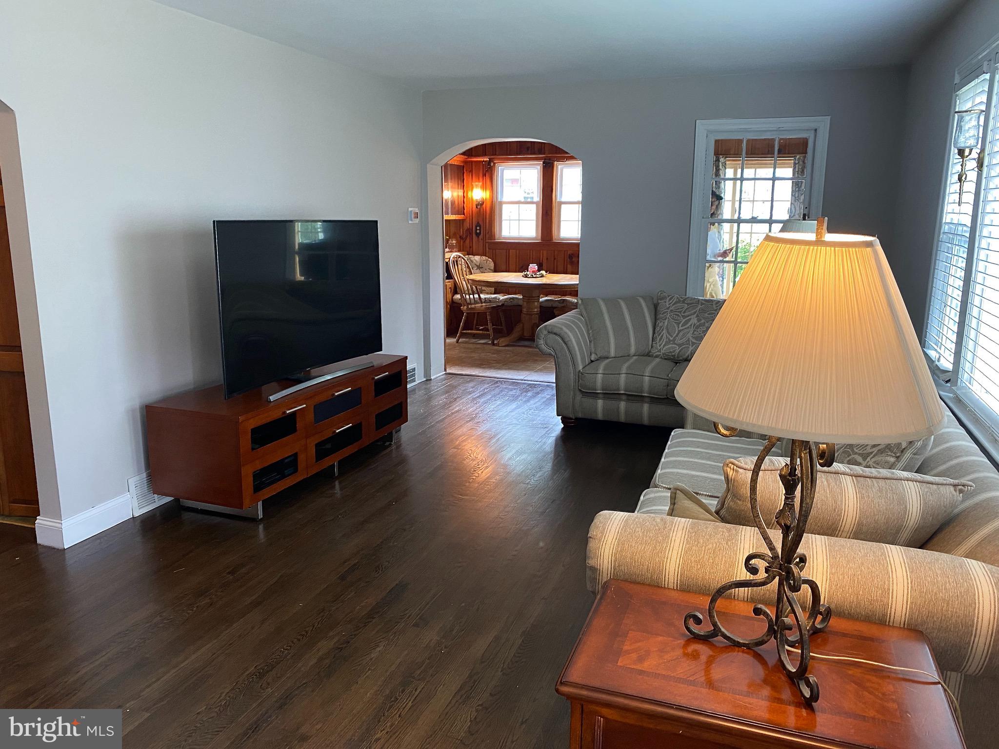 500 Dauphin Street Riverside, NJ 08075 - Photo 3 of 55