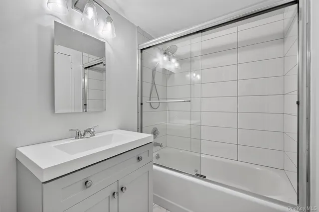 $425,000 | 1 Landmark Square, Unit 530, Port Chester, NY 10573