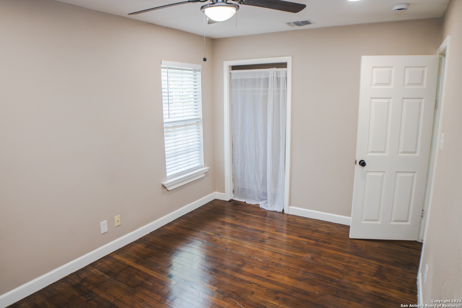415 Riddle Street San Antonio, TX 78210 - Photo 11 of 12