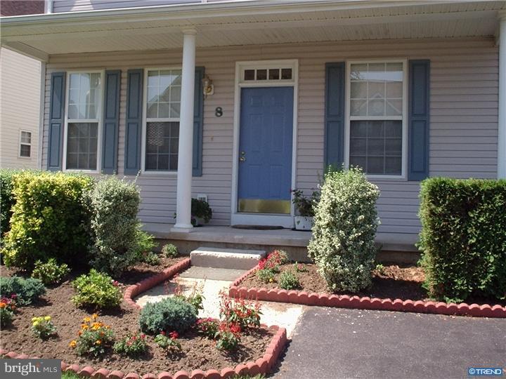 8 Kerrin Road Bear, DE 19701 - Photo 2 of 25