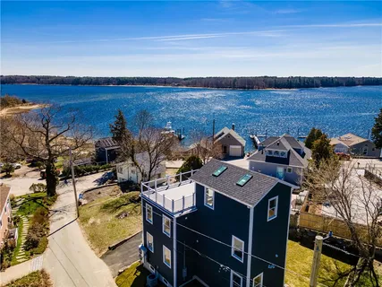 $900,000 | 62 John Wickes Avenue, Warwick, RI 02818