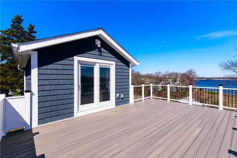 $900,000 | 62 John Wickes Avenue, Warwick, RI 02818