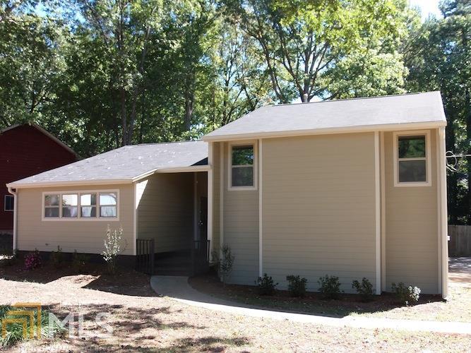 5335 Walker Road, Unit 4 Stone Mountain, GA 30088 - Photo 1 of 1