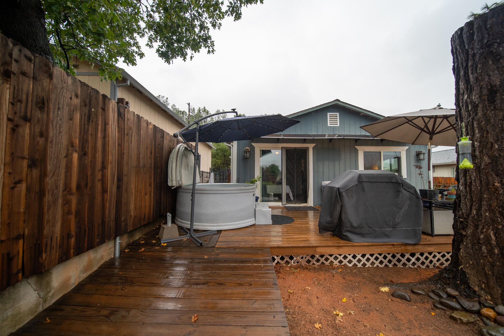 3922 Laredo Street Shasta Lake, CA 96019 - Photo 30 of 35 a house view with a seating space