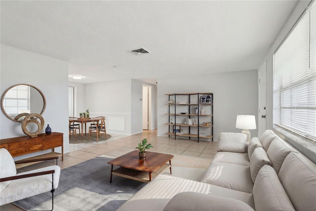 5203 Overton Drive New Port Richey, FL 34652 - Photo 3 of 28