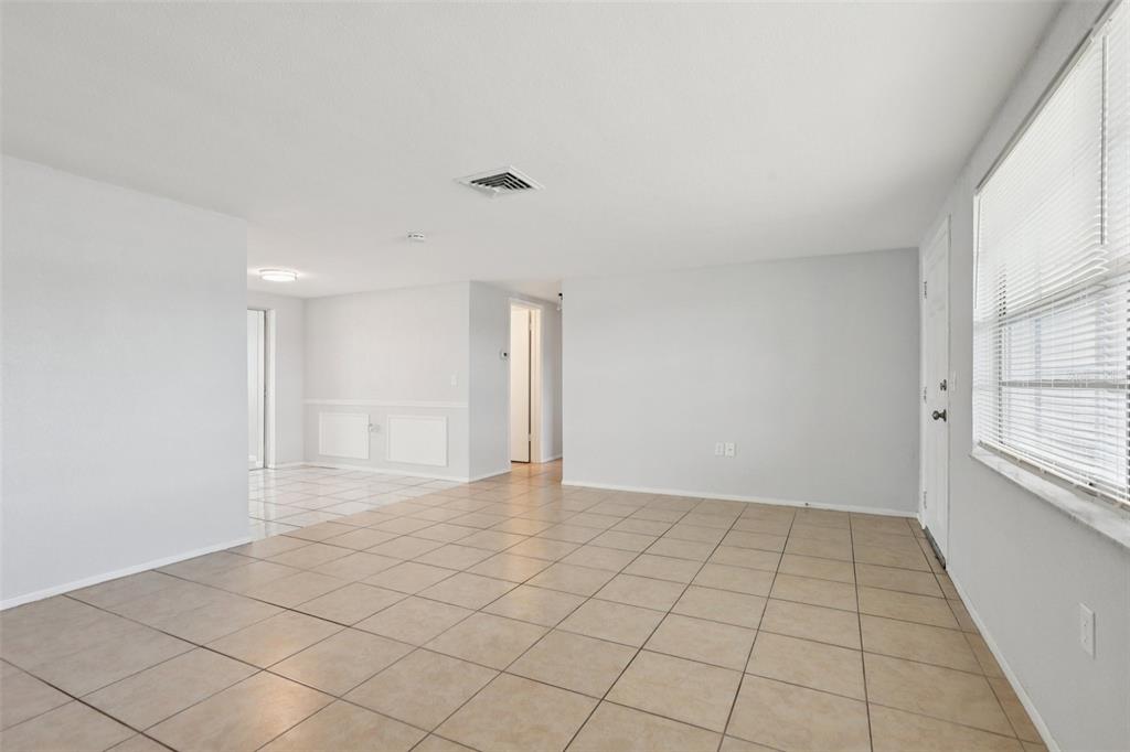 5203 Overton Drive New Port Richey, FL 34652 - Photo 4 of 28