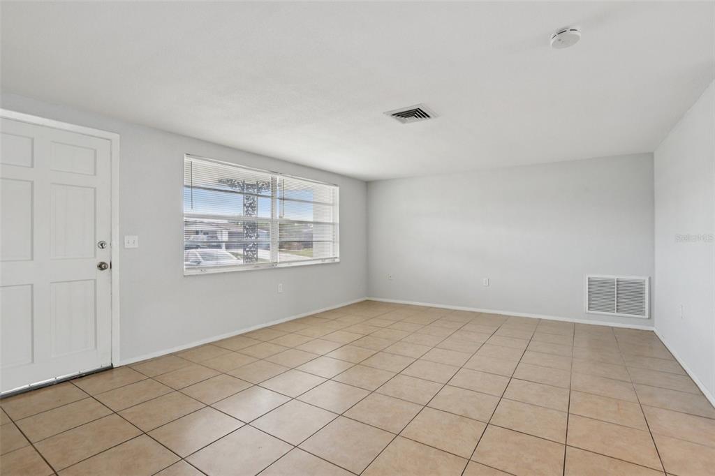 5203 Overton Drive New Port Richey, FL 34652 - Photo 6 of 28