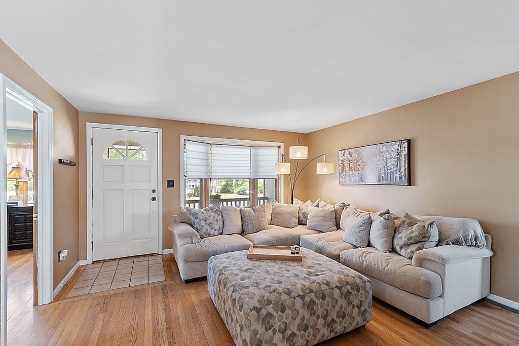 4 Dana Road Peabody, MA 01960 - Photo 3 of 40 Gallery Image 3
