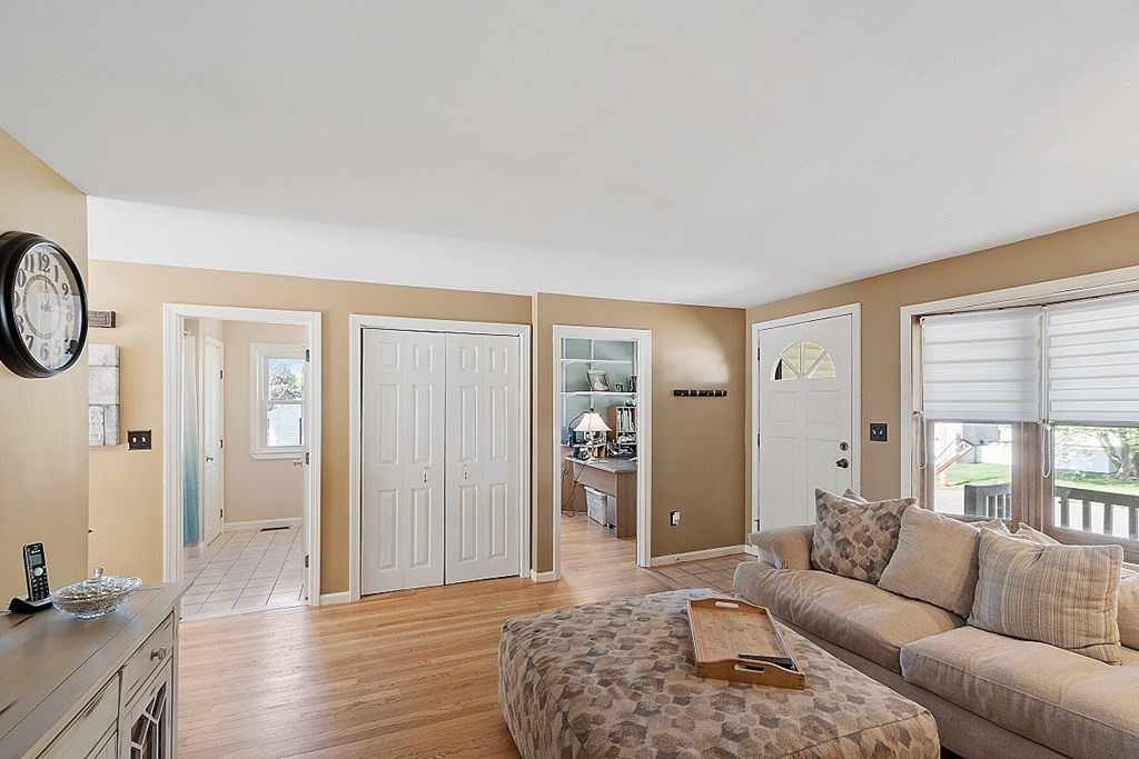 4 Dana Road Peabody, MA 01960 - Photo 5 of 40 Gallery Image 5