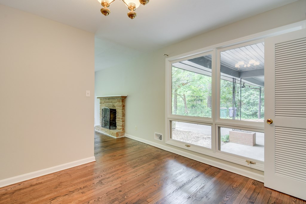 711 West Rollingwood Road Aiken, SC 29801 - Photo 8 of 30