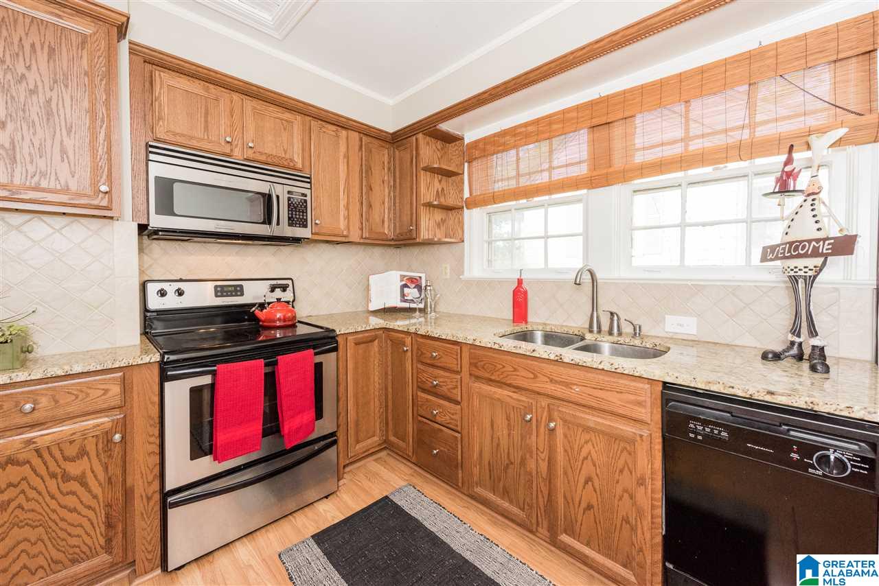 1202 Irving Road Birmingham, AL 35209 - Photo 15 of 31