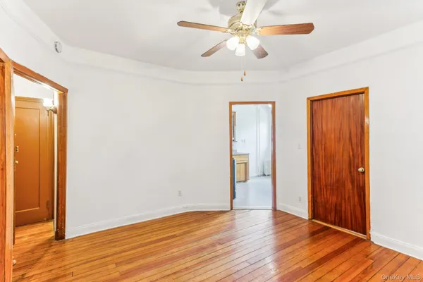$1,588,888 | 45-09 104th Street | South Corona