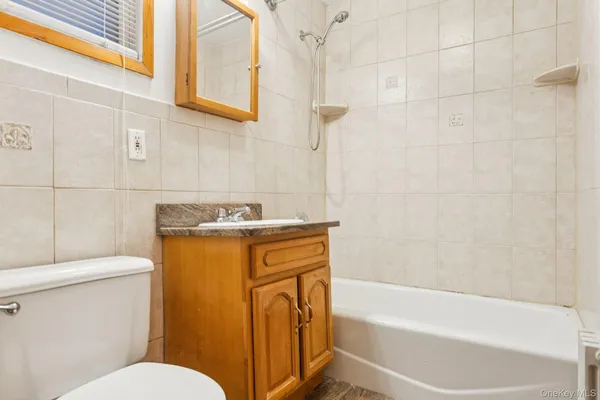 $1,588,888 | 45-09 104th Street | South Corona
