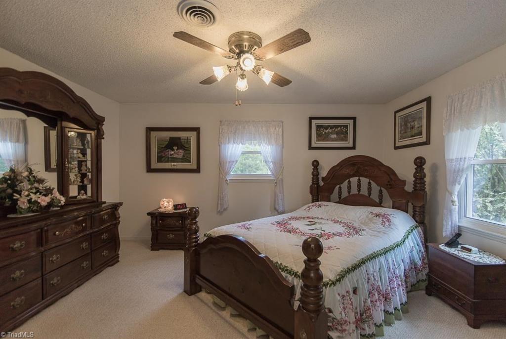 1463 Shiptontown Road Lexington, NC 27292 - Photo 9 of 26 Gallery Image 9