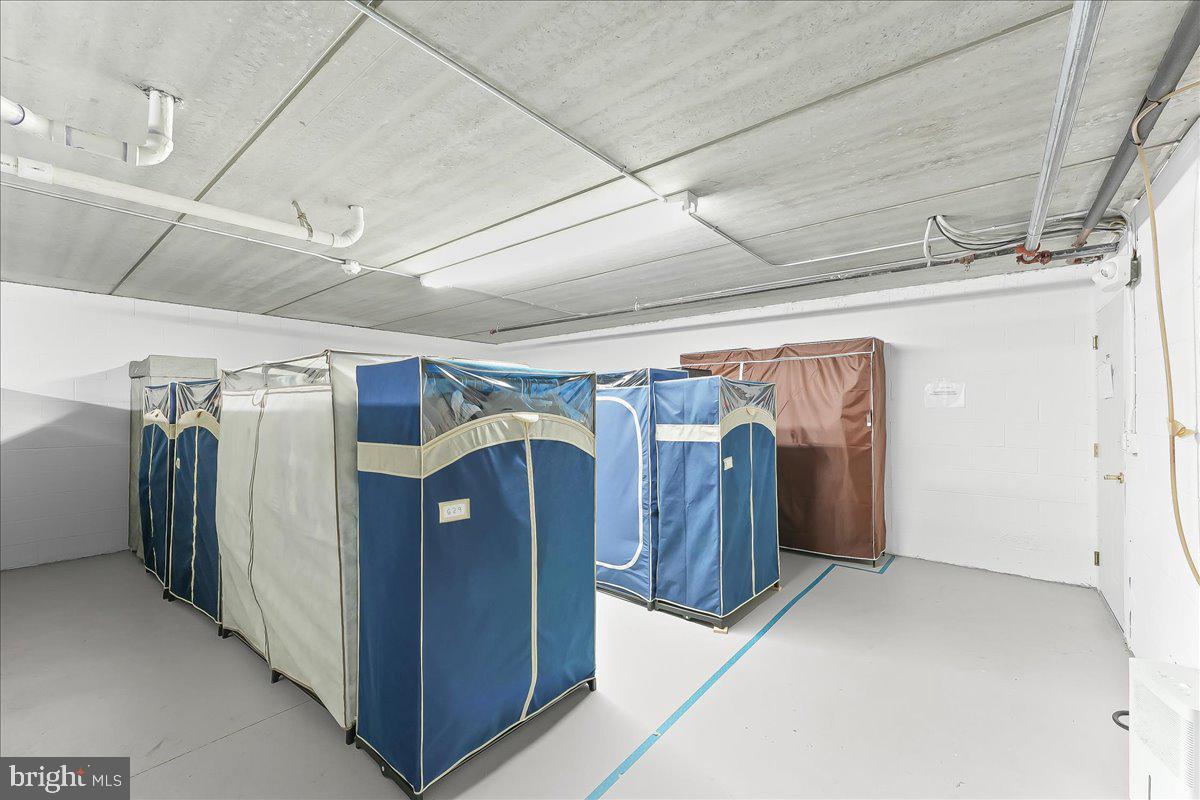 615 Brandon Road Norristown, PA 19403 - Photo 25 of 36 Building #6 - 2 garment storage closets